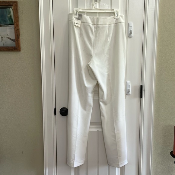 WORTHINGTON Stretch white slacks.  10 - Picture 3 of 7